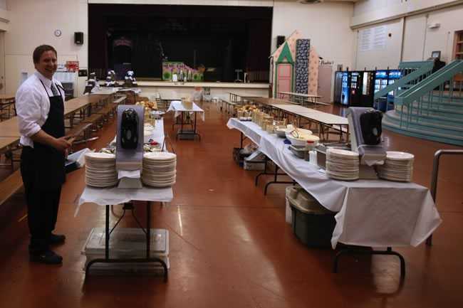 Sizzler BBQ Catering buffet tables
